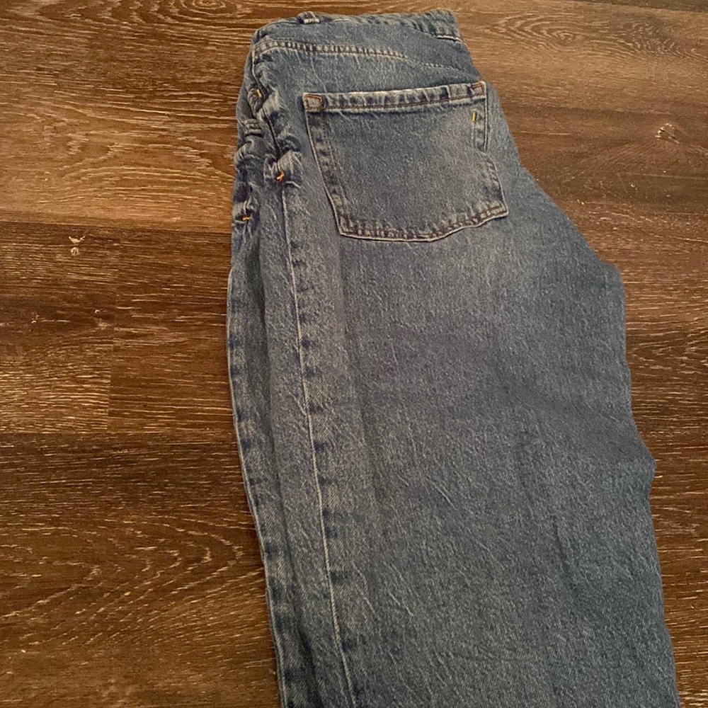 Zara size 10 in US blue jeans